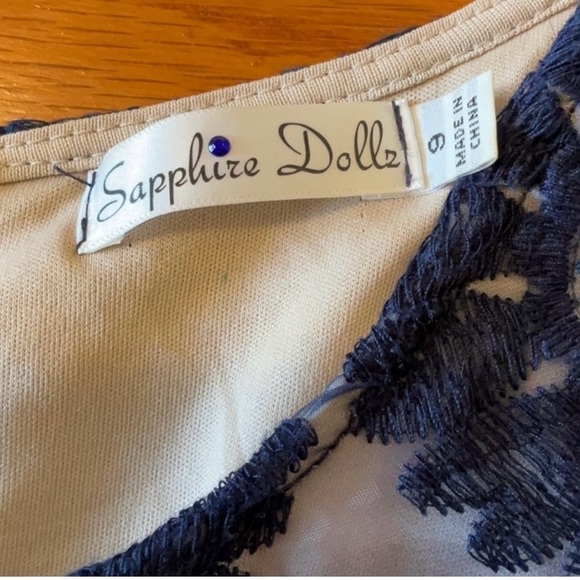 Sz 9 small Sapphire Dolls navy lace overlay with beige lining dress back zip - Picture 4 of 13